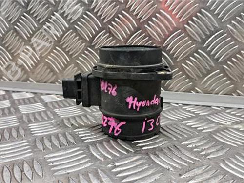 Used Mass air flow sensor HYUNDAI i30 (GD) 1.4 CRDi (90 hp) 32151047