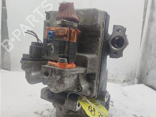 Used AC compressor RENAULT ZOE (BFM_) ZOE (88 hp) 29196077