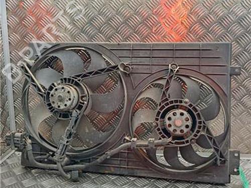 Used Radiator fan Radiator fan VW GOLF IV (1J1) 1.9 TDI (101 hp) 33634013 33634013