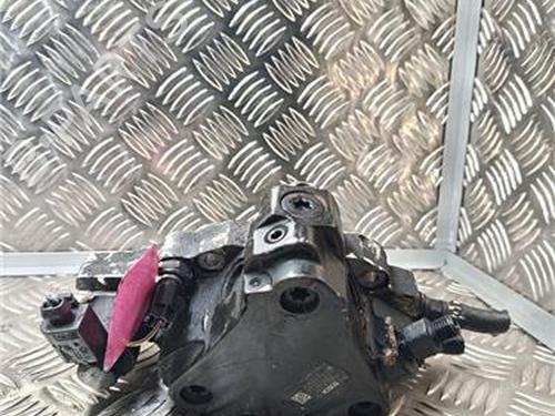 Used Injection pump MERCEDES-BENZ VITO / MIXTO Van (W639) 109 CDI (639.601, 639.603, 639.605) (88 hp) 29963461