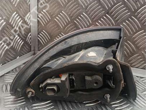 Used Right taillight Right taillight 38915952 38915952