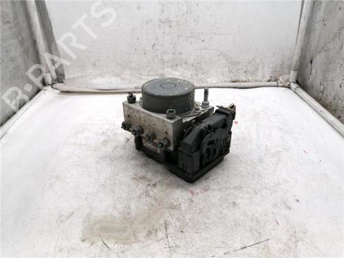 Used ABS pump DACIA SANDERO 1.2 16V (75 hp) 29551237