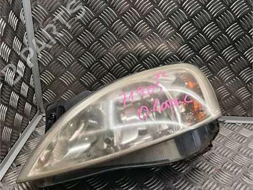 Used Left headlight Left headlight OPEL CORSA C (X01) 1.3 CDTI (F08, F68) (70 hp) 35747760 35747760