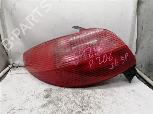 Used Left taillight PEUGEOT 206 Hatchback (2A/C) 1.9 D (69 hp) 27289561
