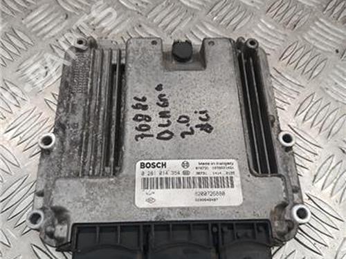 Used Electronic module Electronic module RENAULT LAGUNA III (BT0/1) 2.0 dCi (BT01, BT08, BT09, BT0E, BT0K, BT12, BT1C, BT1D,... (150 hp) 34176406 34176406