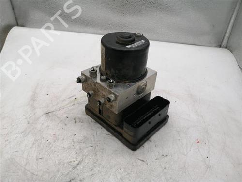 Used ABS pump BMW 1 (E81) 118 d (136 hp) 26570617