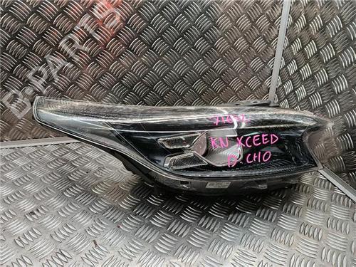 Used Right daytime light Right daytime light KIA XCEED (CD) 1.6 CRDi 136 Eco-Dynamics+ (136 hp) 33948943 33948943