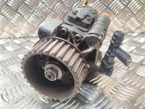 Used Injection pump RENAULT MEGANE II Saloon (LM0/1_) 1.5 dCi (LM1E) (106 hp) 29902141