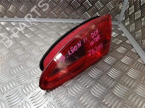 Used Right tailgate light SEAT LEON (1P1) 2.0 TDI 16V (140 hp) 30117183