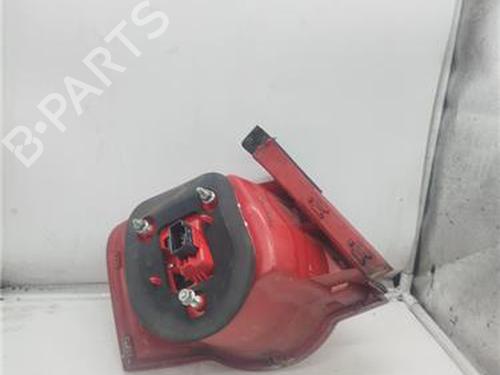 Right taillight VW PASSAT B6 (3C2) 1.9 TDI | BP29621516C35 