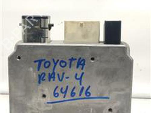 Used Electronic module TOYOTA RAV 4 III (_A3_) 2.2 D 4WD (ALA30_, ALA30R) (136 hp) 18386907