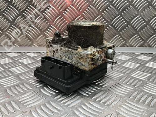 Used ABS pump RENAULT KOLEOS I (HY_) 2.0 dCi 4x4 (HY0K) (150 hp) 32399764