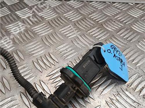 Used Mass air flow sensor OPEL ASTRA J (P10) 1.4 (68) (100 hp) 32332505