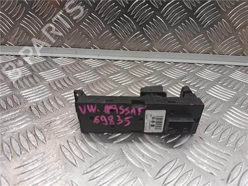 Fensterheberschalter links vorne VW PASSAT B5.5 (3B3) 1.9 TDI | BP30582993I27