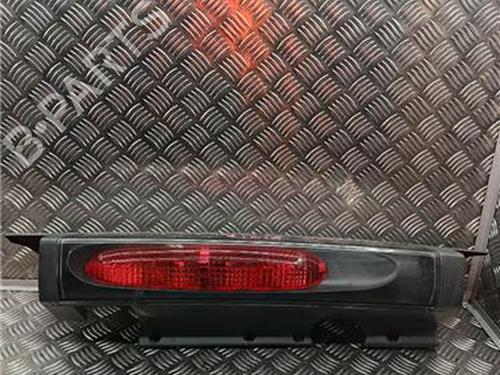 Used Right taillight Right taillight RENAULT TRAFIC II Van (FL) 1.9 dCi 80 (FL0B) (82 hp) 33836645 33836645