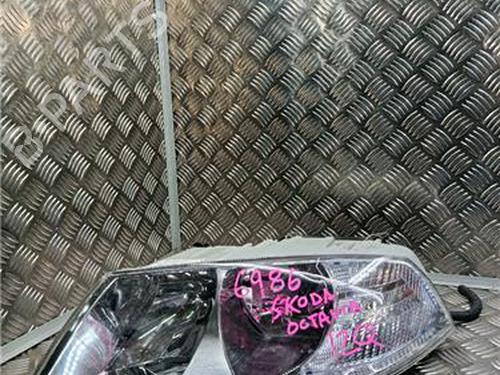 Used Left headlight SKODA OCTAVIA II (1Z3) 1.9 TDI (105 hp) 30311435