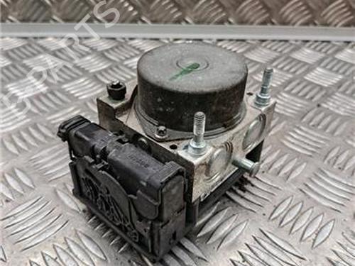 Used ABS pump ABS pump NISSAN MICRA III (K12) 1.4 16V (88 hp) 33948946 33948946