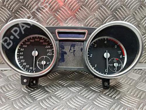 Used Instrument cluster Instrument cluster MERCEDES-BENZ M-CLASS (W166) ML 350 BlueTEC 4-matic (166.024, 166.023) (258 hp) 32716301 32716301