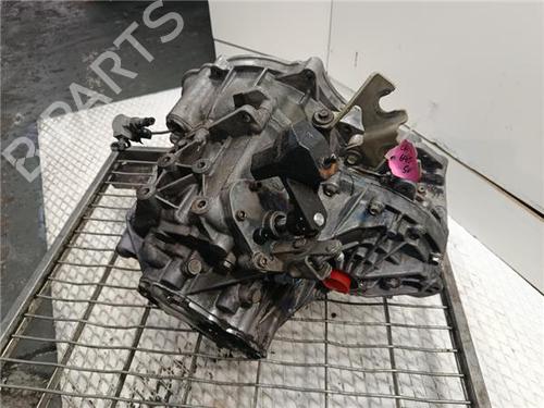 Used Gearbox CHEVROLET CAPTIVA (C100, C140) 2.0 D (126 hp) 30404281