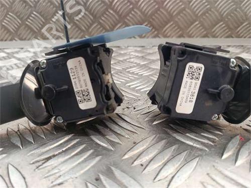 Switch OPEL CORSA E (X15) 1.3 CDTI (08, 68) | BP36791644I30 - Image 2