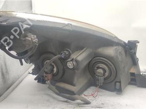 Left headlight TOYOTA COROLLA Verso (ZER_, ZZE12_, R1_) 2.0 D-4D (CUR10_, CUR10R) | BP18380491C28