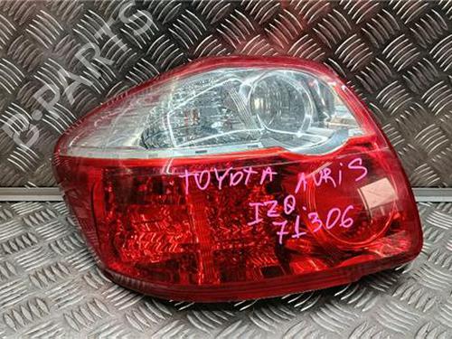 left-taillight-toyota-auris-_e15_-2006-2007-2008-2009-2010-2011-2012-2013-32716289 main image