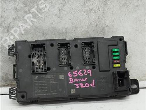 Used Fuse box BMW 3 Touring (E91) 320 d (184 hp) 21210432