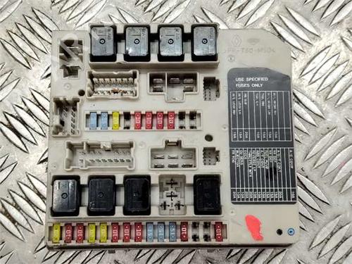 Used Fuse box Fuse box 38297931 38297931