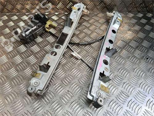 Used Front left window mechanism Front left window mechanism RENAULT MEGANE II (BM0/1_, CM0/1_) 1.5 dCi (BM1E, CM1E) (106 hp) 39906109 39906109