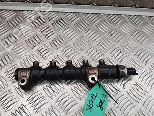 Used Injection rail Injection rail PEUGEOT 308 SW I (4E_, 4H_) 1.6 HDi (90 hp) 36497113 36497113