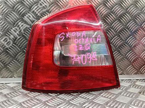 Used Left taillight SKODA OCTAVIA II (1Z3) 1.6 TDI (105 hp) 32151037