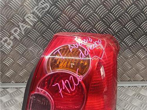 Piloto trasero derecho TOYOTA AVENSIS (_T25_) 2.0 VVT-i (AZT250_, AZT250R) (147 hp) 32377648