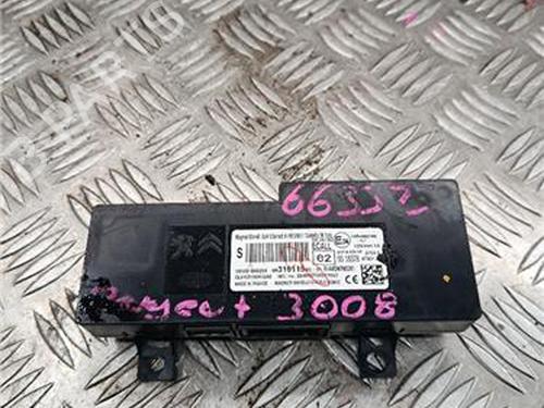 Used Electronic module PEUGEOT 3008 II SUV (MC_, MR_, MJ_, M4_) 1.2 THP/ PureTech 130 (MRHNSM, MRHNSU, MRHNSJ, MRHNYW,... (131 hp) 32845764