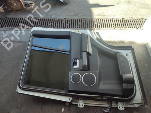 Right rear door LAND ROVER DISCOVERY III (L319) 2.7 TD 4x4 | BP24920076C5 