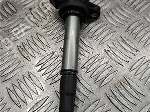 Bobine de ignição TOYOTA AURIS (_E15_) 1.8 Hybrid (ZWE150_, ZWE150R) (136 hp) 31274732