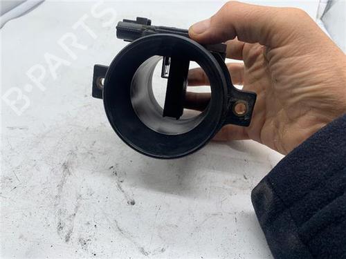 Mass air flow sensor FORD FOCUS I Saloon (DFW) 2.0 16V | BP18389399M95 