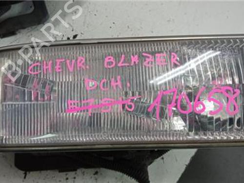 Right headlight CHEVROLET BLAZER S10 4.3 AWD BP18378037C29