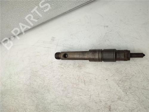 Used Injector RENAULT MEGANE I Classic (LA0/1_) 1.9 dCi (LA05, LA1F) (102 hp) 18006313