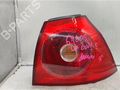 Used Right taillight Right taillight 18005557 18005557