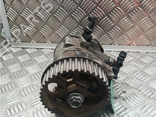 Used Injection pump Injection pump RENAULT MEGANE III Hatchback (BZ0/1_, B3_) 1.5 dCi (BZ0C) (90 hp) 33418245 33418245