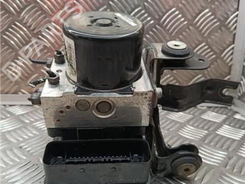 Used ABS pump ABS pump ALFA ROMEO GIULIETTA (940_) 1.4 TB (940FXB1A, 940FXB11) (170 hp) 33634033 33634033