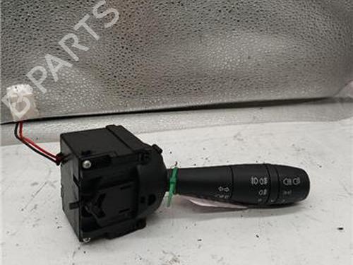 Interruttore DACIA SANDERO II 1.0 SCe 75 (B8JC, B8JD, B8NC) (73 hp) 32038227