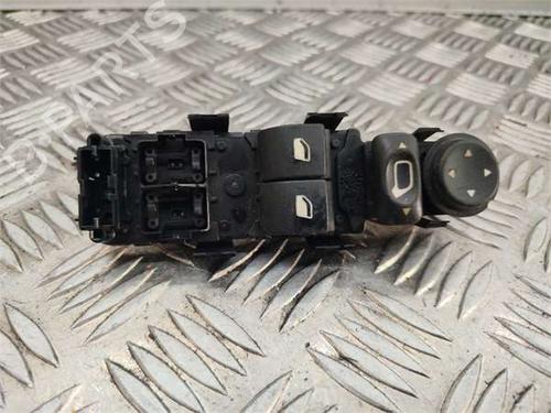 Left front window switch CITROËN C4 I (LC_) 1.6 HDi | BP36820131I27 - Image 3