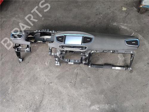 Used Dashboard HYUNDAI IONIQ (AE) 1.6 GDI Hybrid (141 hp) 18401047