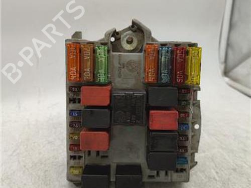 Used Fuse box FIAT PUNTO (188_) 1.9 JTD 80 (188.237, .257, .337, .357) (80 hp) 18383845