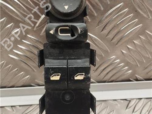 Used Left front window switch PEUGEOT 307 (3A/C) 1.6 HDi 110 (109 hp) 30582967