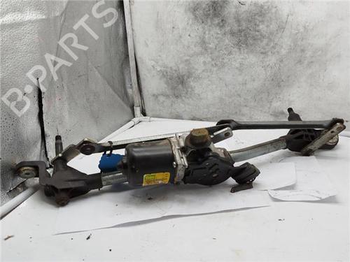 Used Rear wiper motor RENAULT MEGANE III Hatchback (BZ0/1_, B3_) 1.5 dCi (BZ09, BZ0D, BZ1W, BZ29, BZ14) (110 hp) 21012307