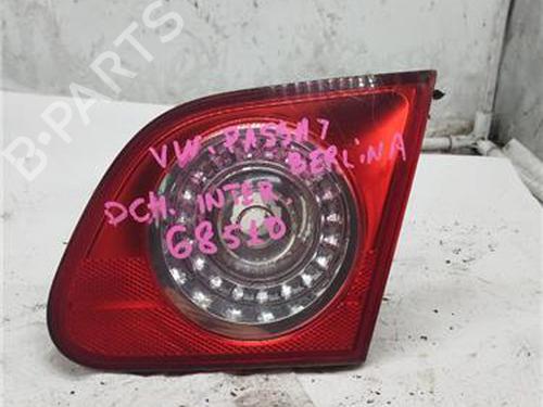 right-tailgate-light-vw-passat-b6-3c2-2005-2006-2007-2008-2009-2010-2011-25126767 main image