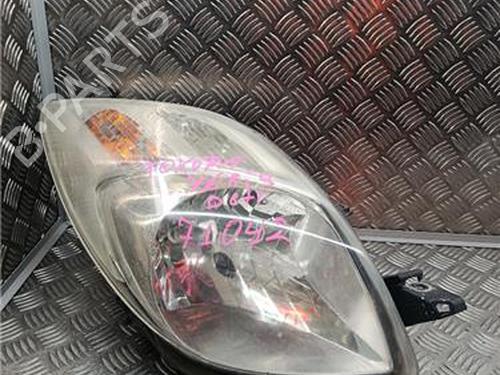 Used Right headlight TOYOTA YARIS (_P9_) 1.4 D-4D (NLP90_, NLP90R) (90 hp) 32005288