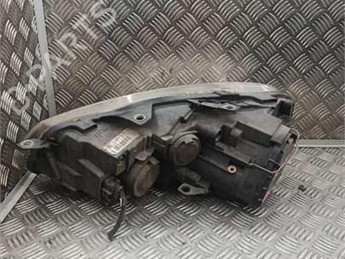 Right headlight VW GOLF VI (5K1) 1.6 TDI | BP37596967C29 - Image 2